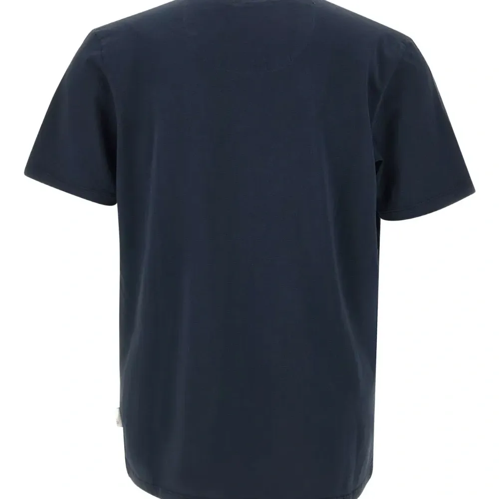 Футболка с вышивкой