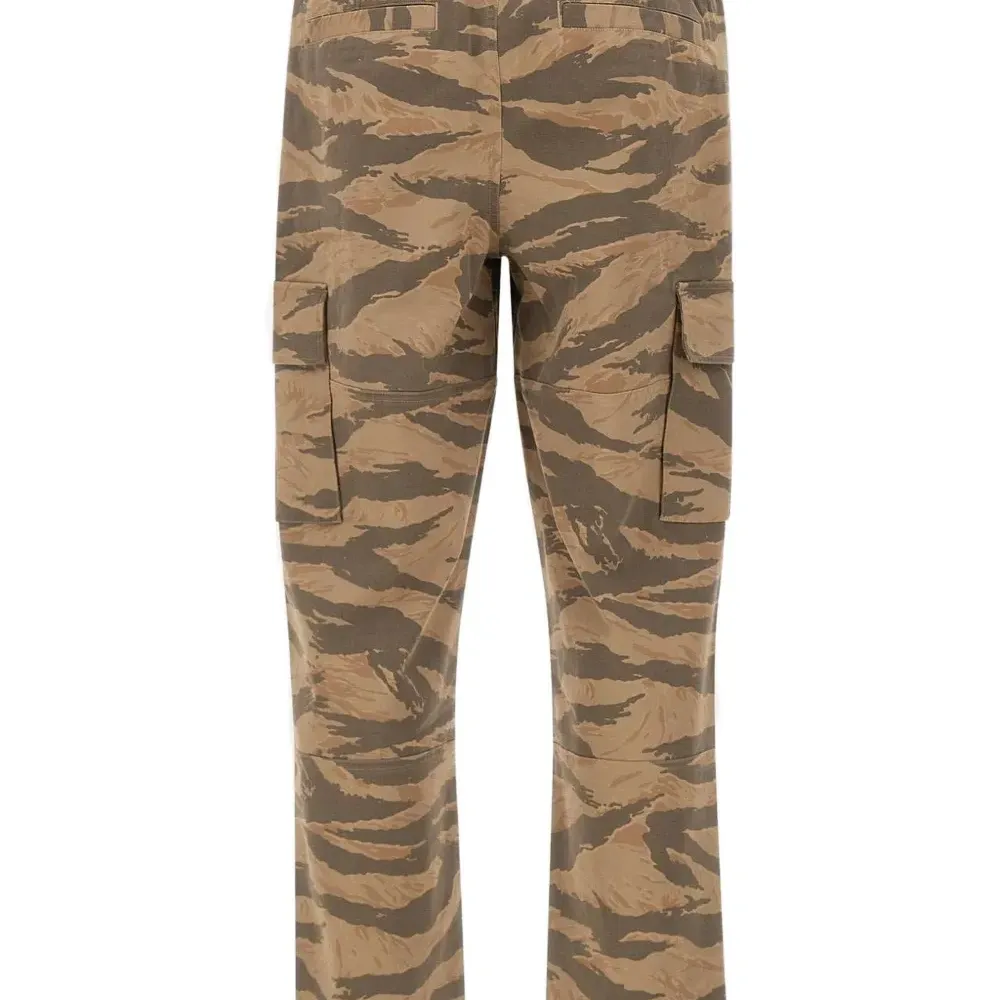 Брюки карго с камуфляжным принтом