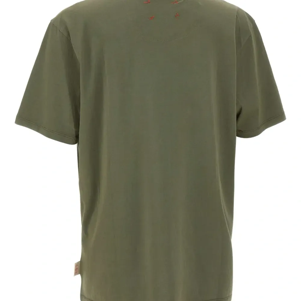 Футболка с вышивкой Футболка с вышивкой