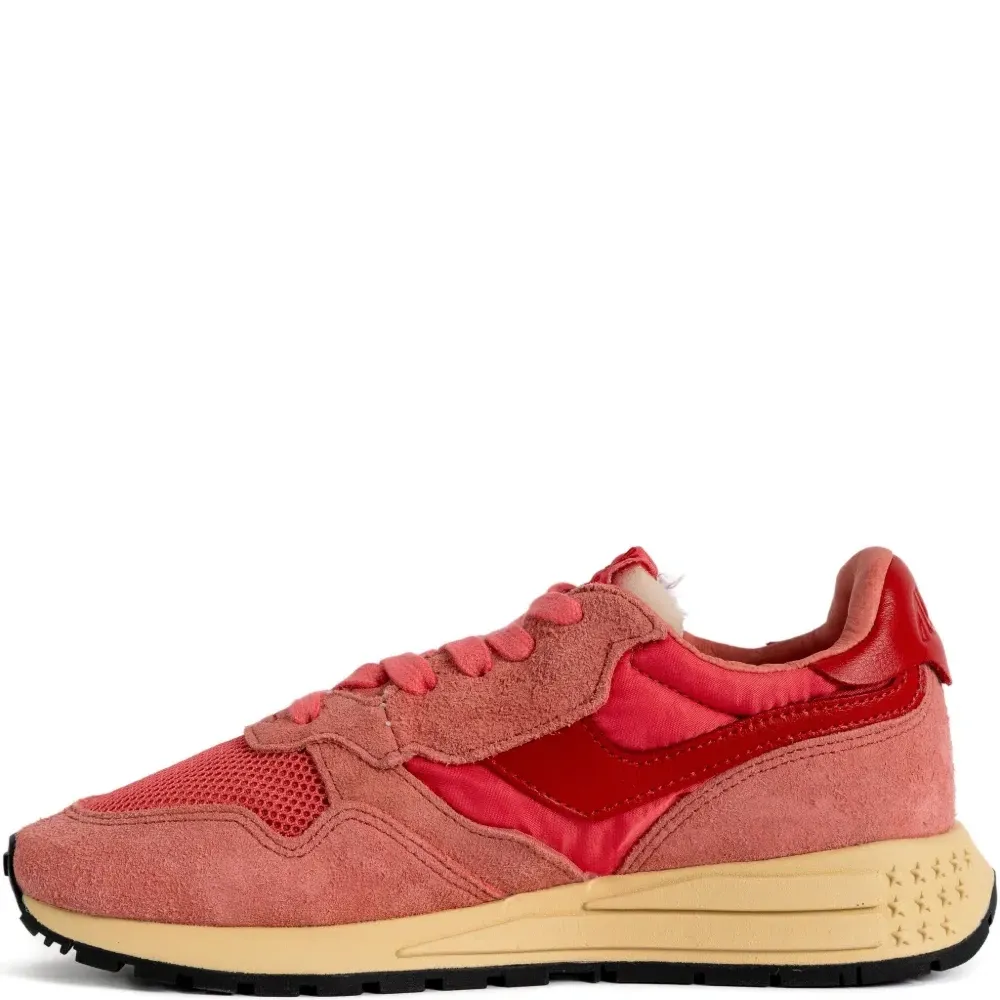 Кроссовки со вставками