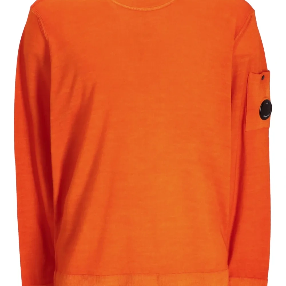 Толстовка с круглым вырезом