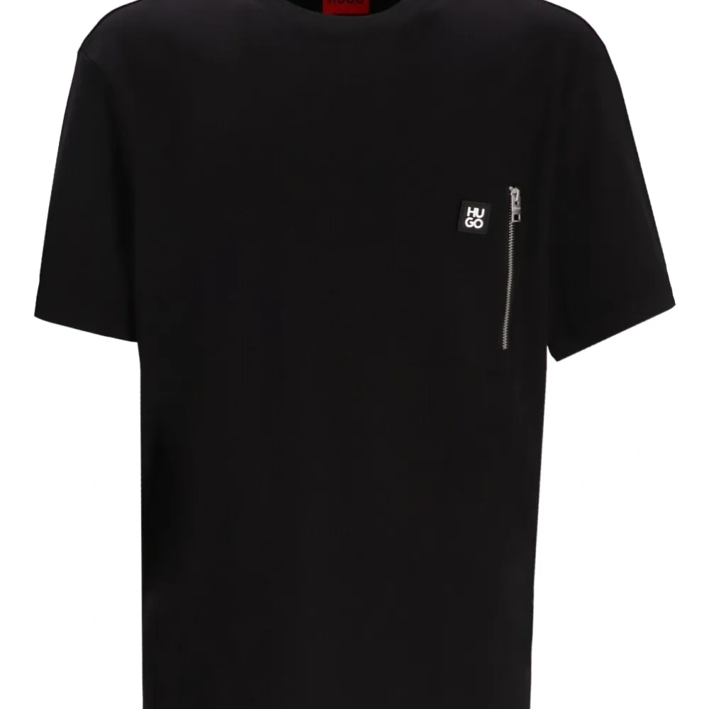 Футболка с нашивкой-логотипом