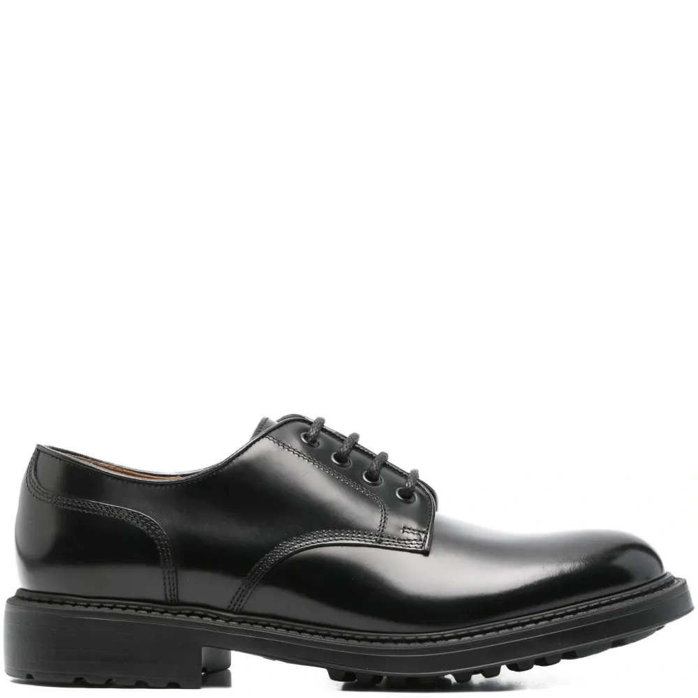 Дерби на шнуровке