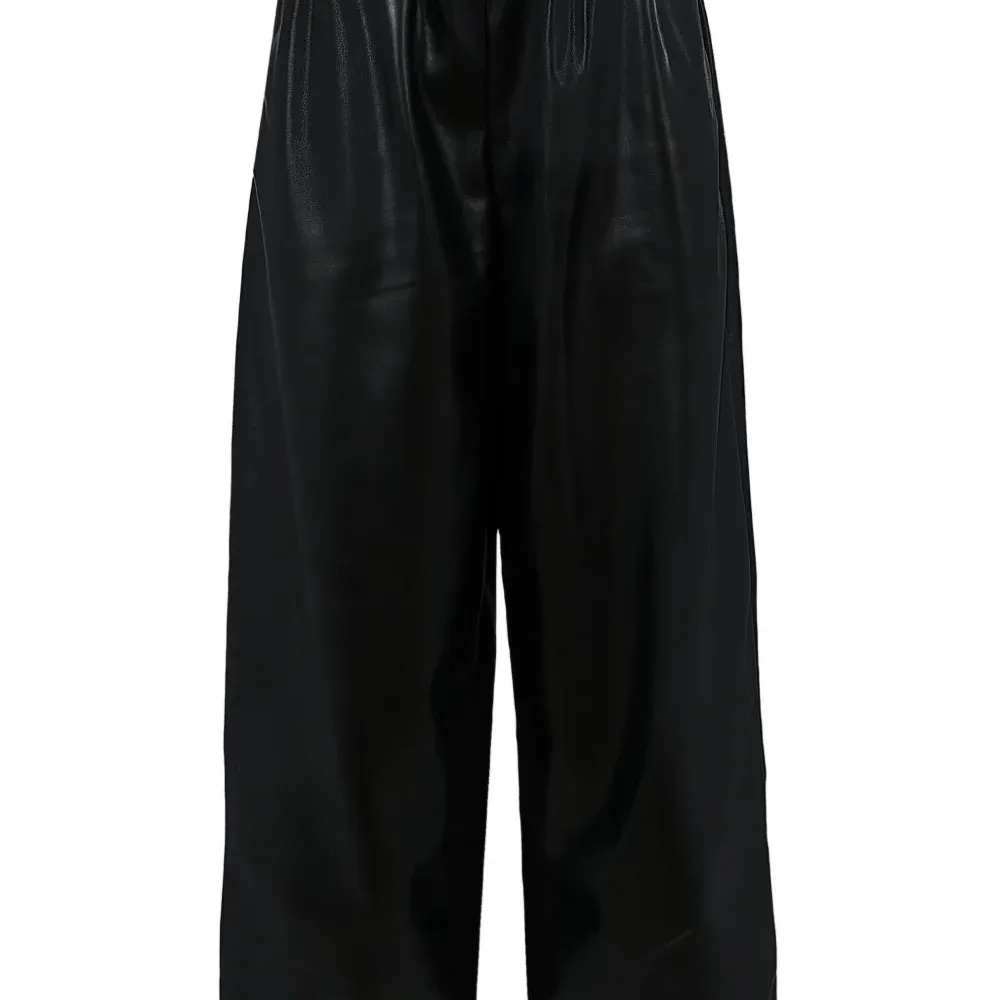 Брюки с эластичным поясом Брюки с эластичным поясом