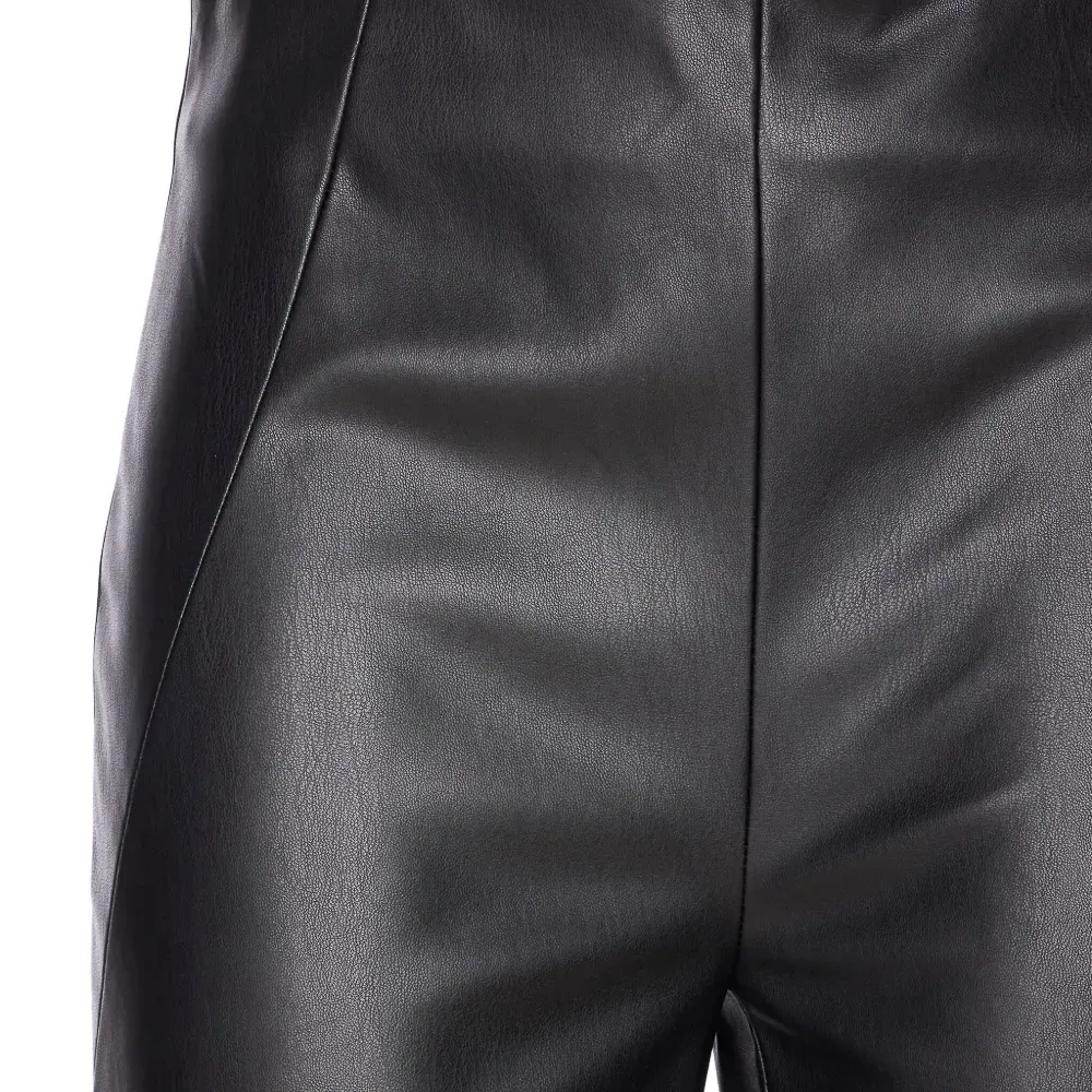 Брюки из искусственной кожи