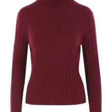 Вязаный свитер с воротником-гольф