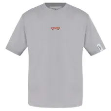 Футболка с вышитым логотипом Футболка с вышитым логотипом