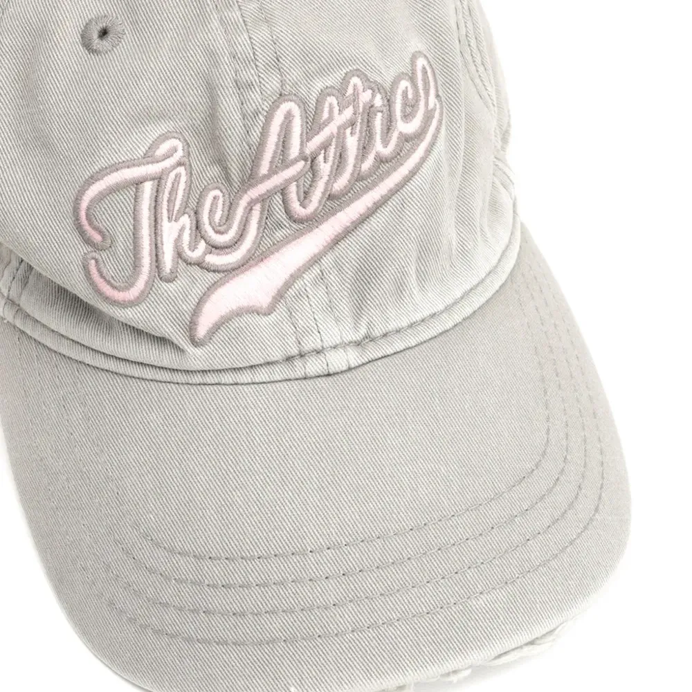 Бейсболка с бахромой