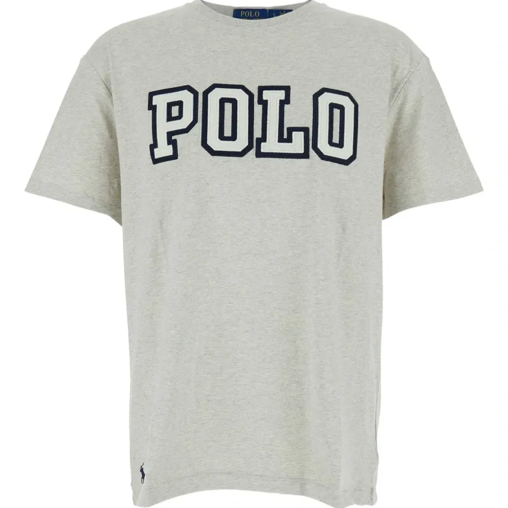 Футболка с логотипом