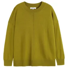 Свитер свободного кроя