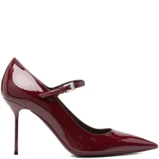 Лакированные туфли с пряжками