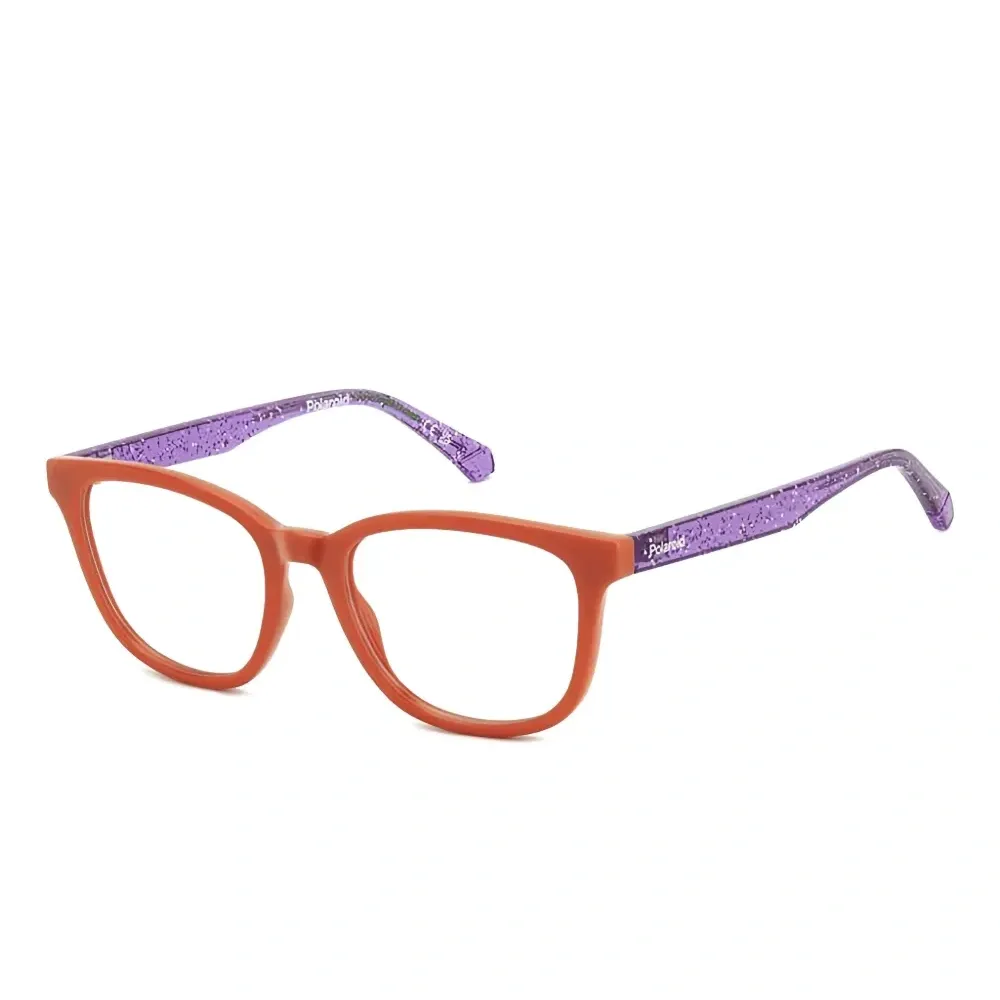 Очки в прямоугольной оправе