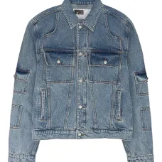 Джинсовая куртка с карманами