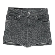 Джинсовая юбка с леопардовым принтом Джинсовая юбка с леопардовым принтом