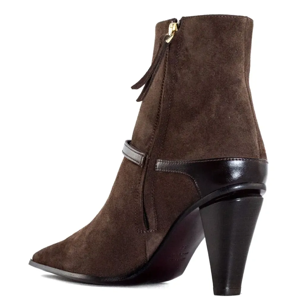 Замшевые ботильоны Замшевые ботильоны