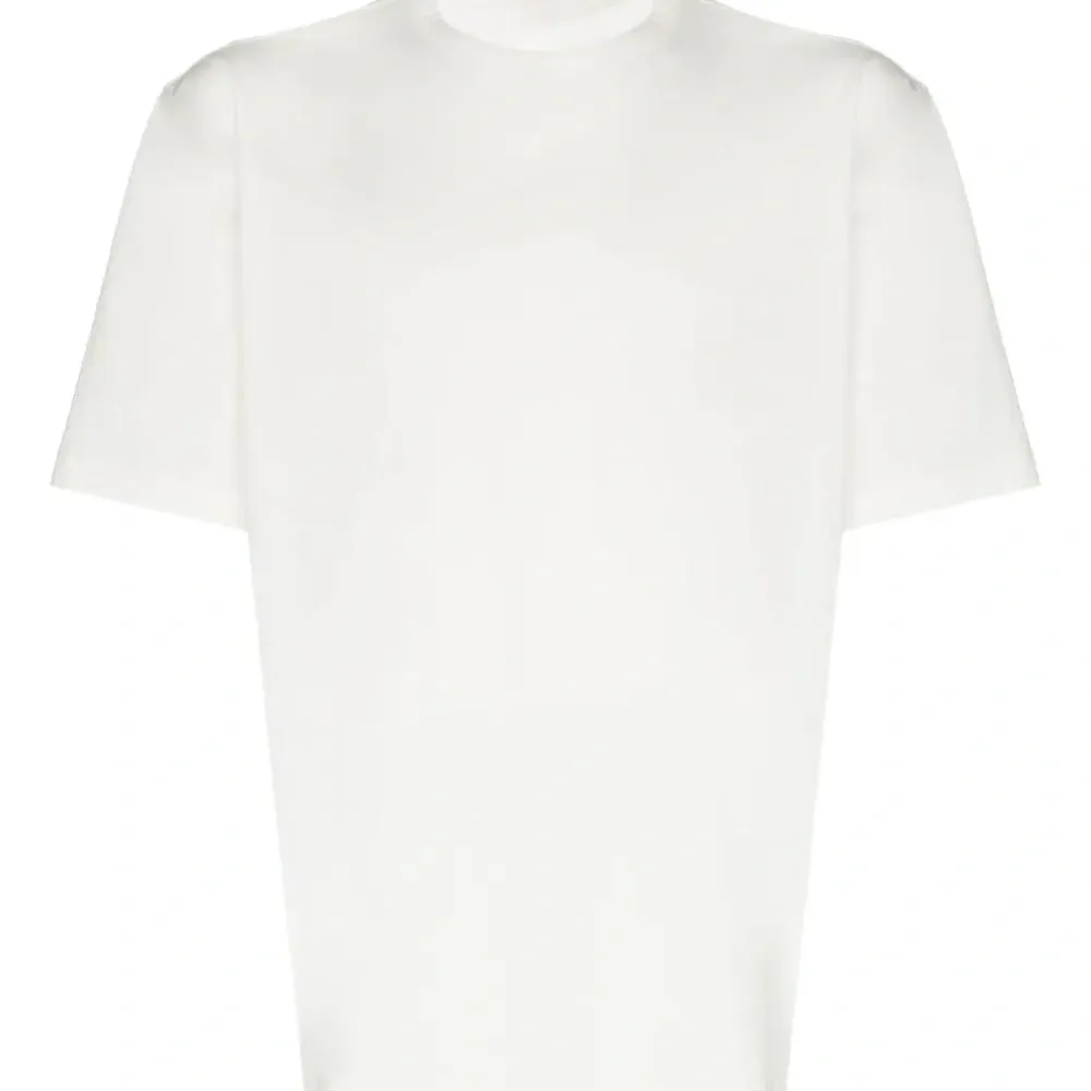 Футболка с круглым вырезом