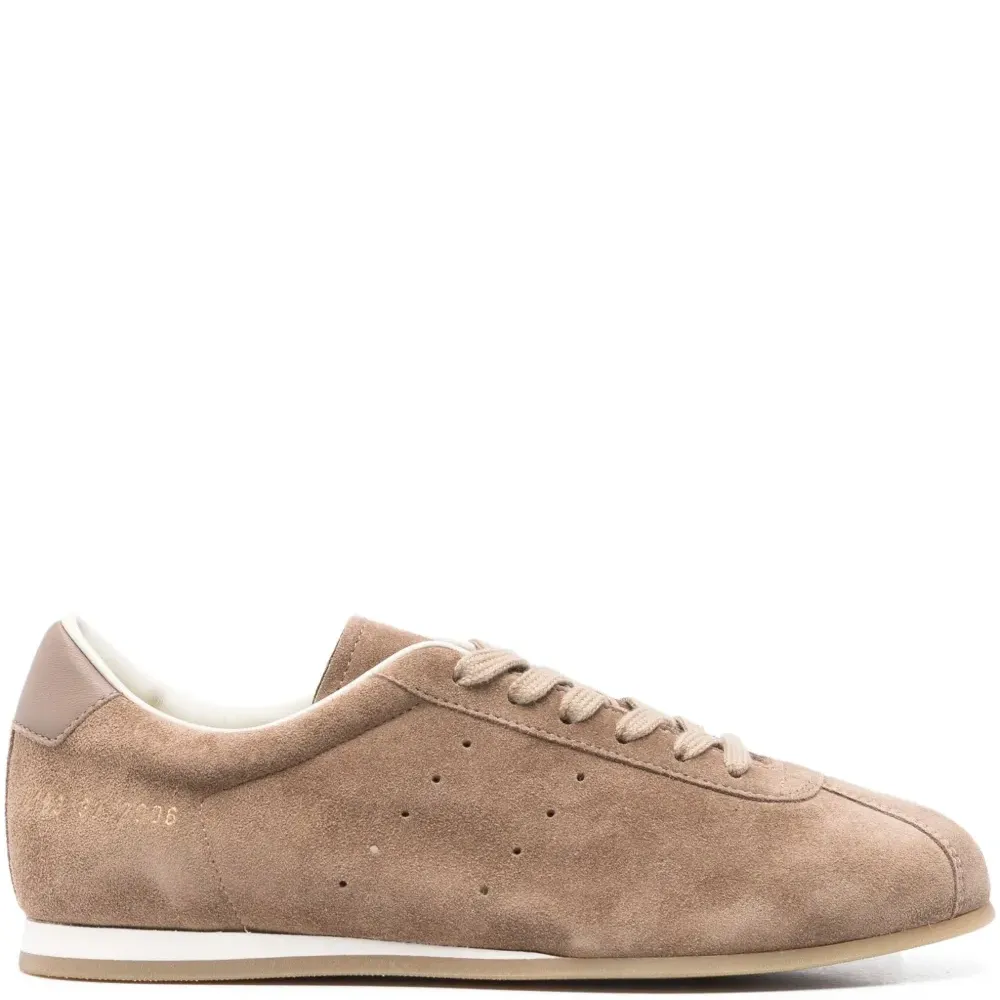 Кроссовки на шнуровке Кроссовки на шнуровке