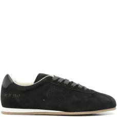 Кроссовки на шнуровке