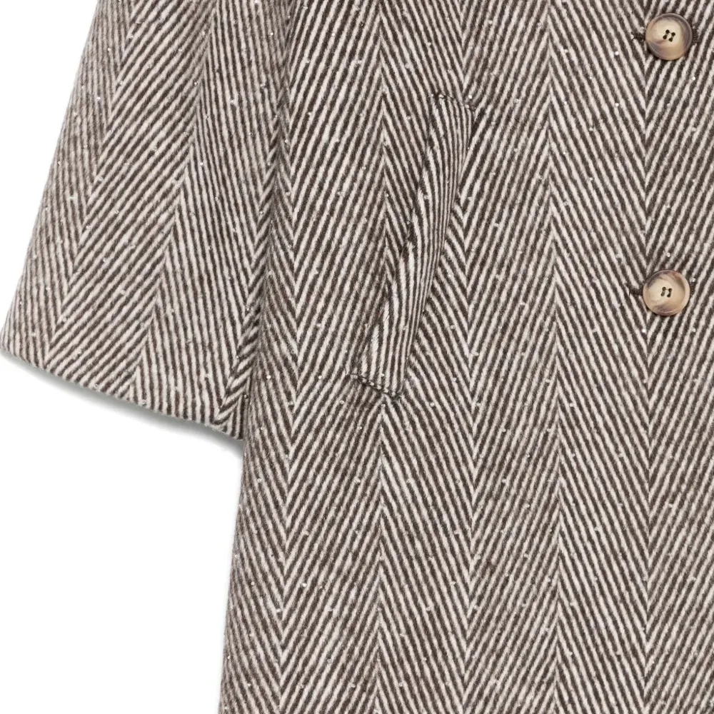 Пальто с узором в елочку Пальто с узором в елочку