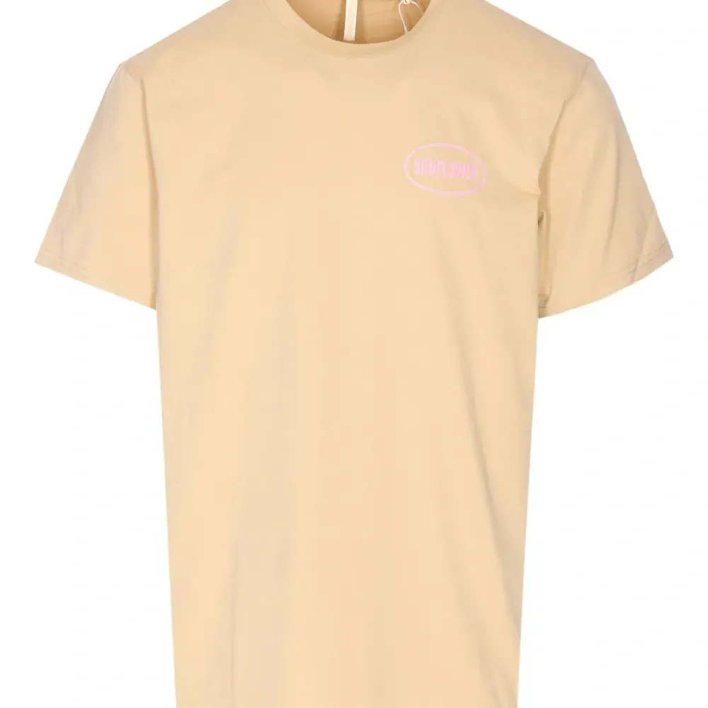 Футболка с логотипом