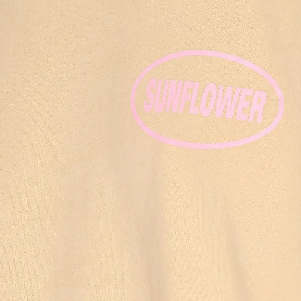 Футболка с логотипом