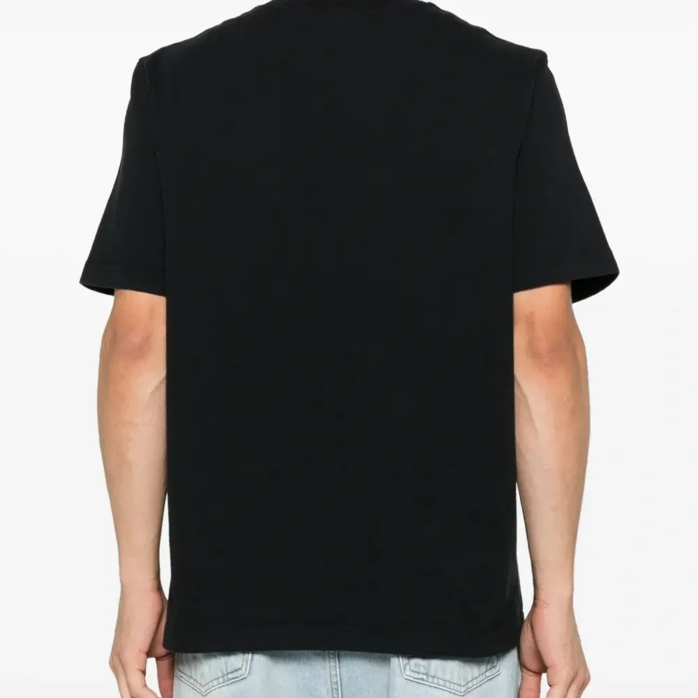 Футболка с вышивкой Dressed Fox