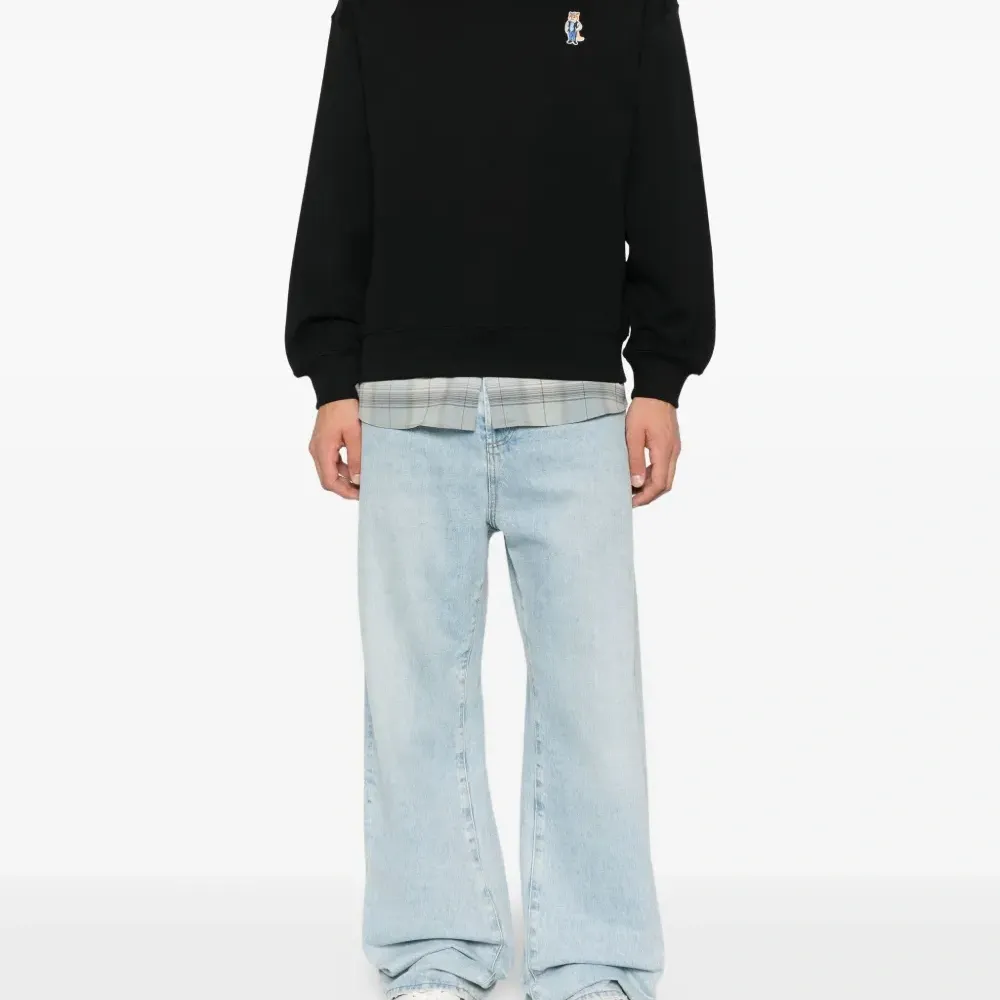 Толстовка с вышивкой Толстовка с вышивкой