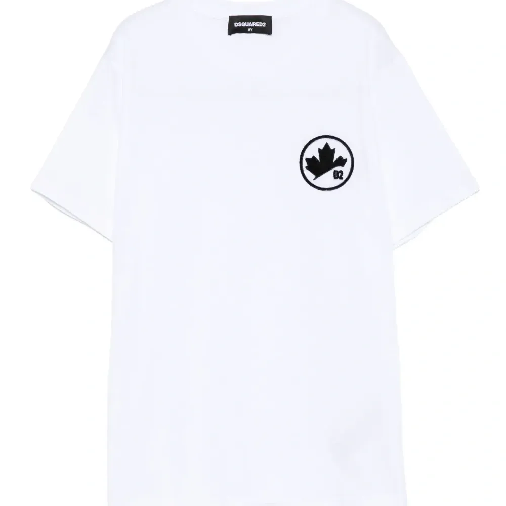 Футболка с логотипом