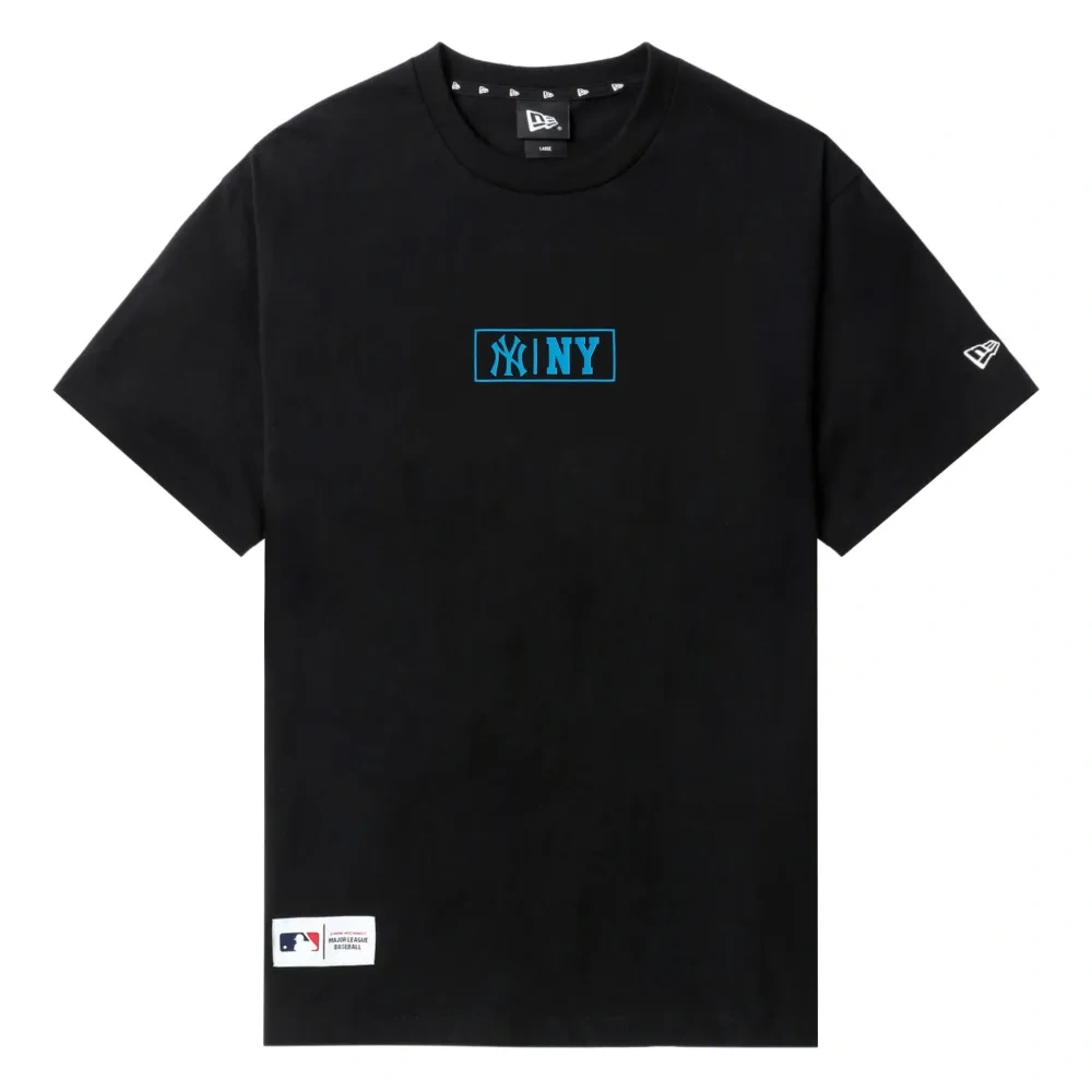 Футболка с графичным принтом