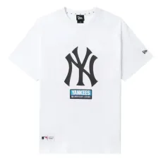 Футболка с логотипом