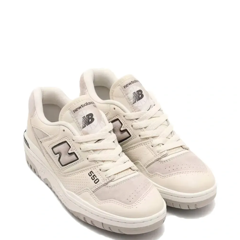 Кроссовки 550 на шнуровке Кроссовки 550 на шнуровке