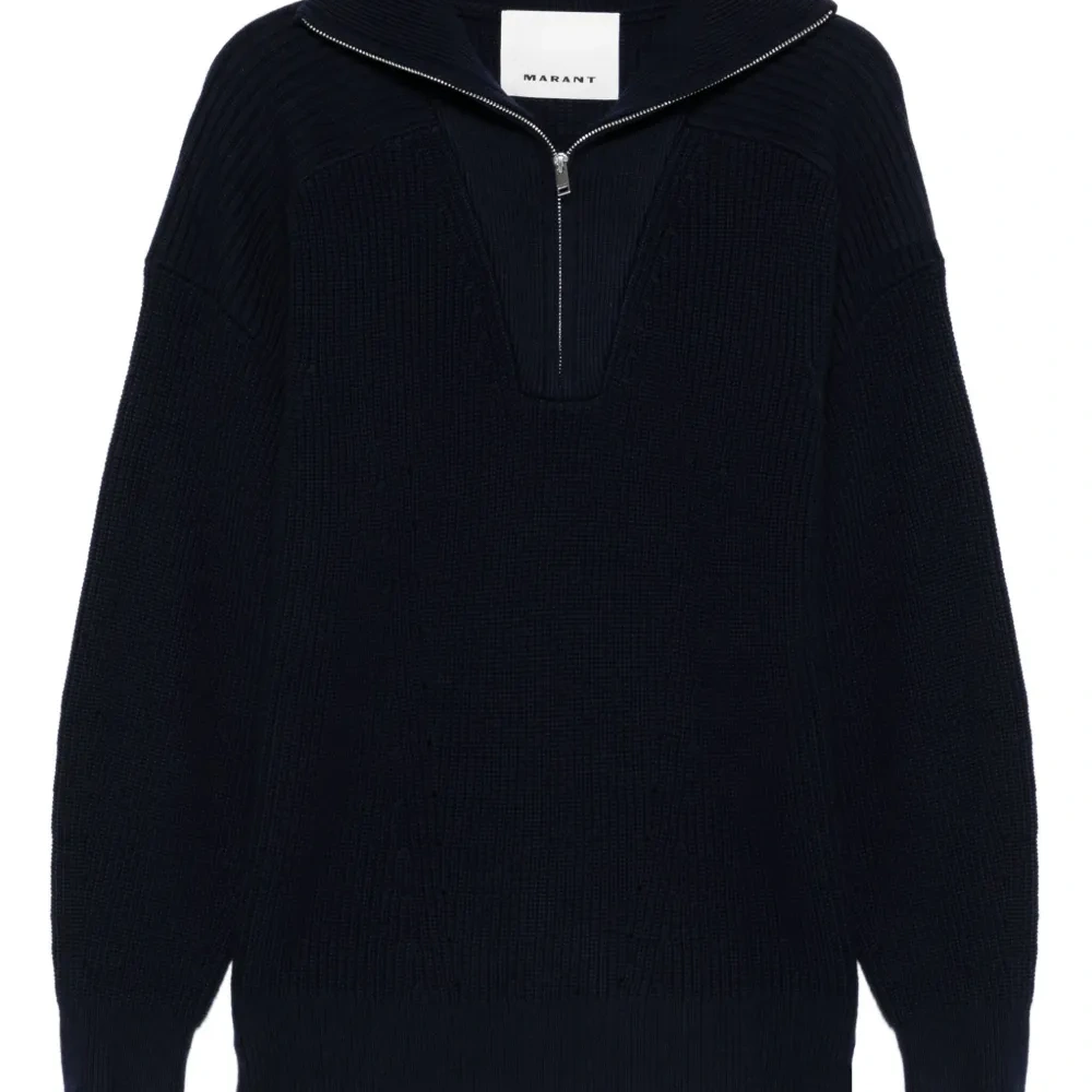 Джемпер в рубчик с воротником на молнии