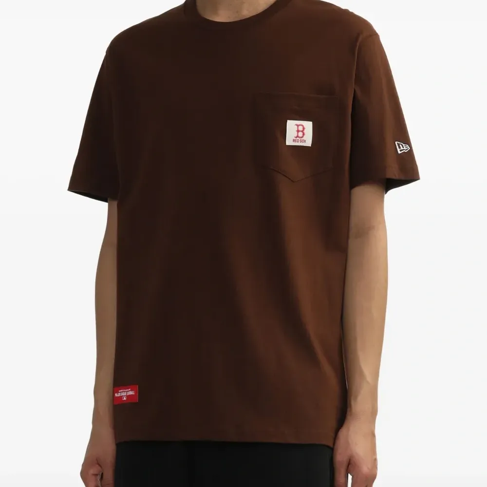 Футболка с карманом