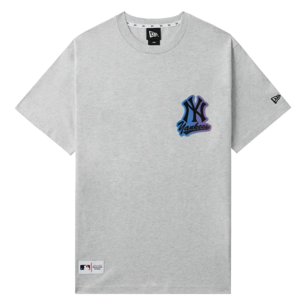 Футболка с логотипом