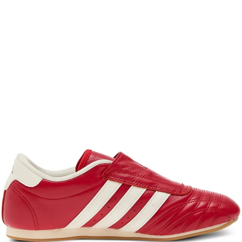 Кроссовки Taekwondo с полосками Кроссовки Taekwondo с полосками