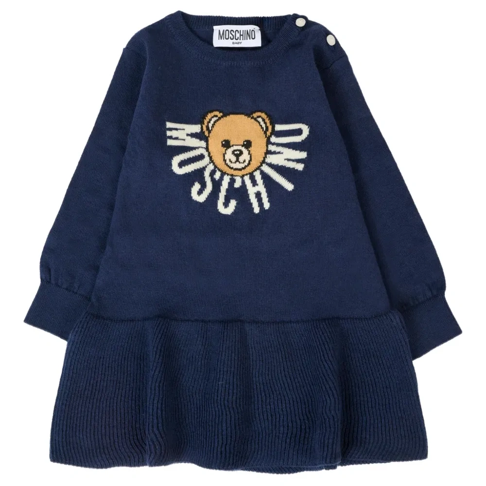 Платье вязки интарсия