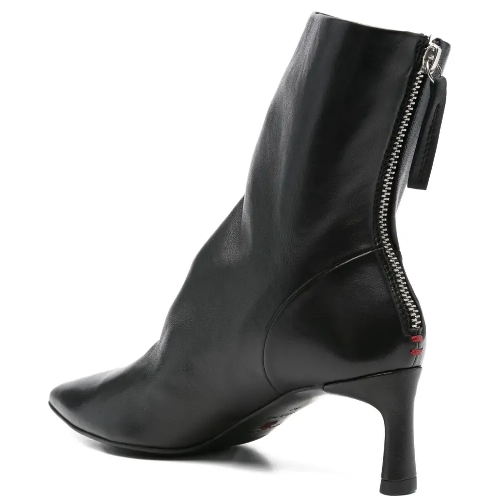 Ботильоны с заостренным носком Ботильоны с заостренным носком