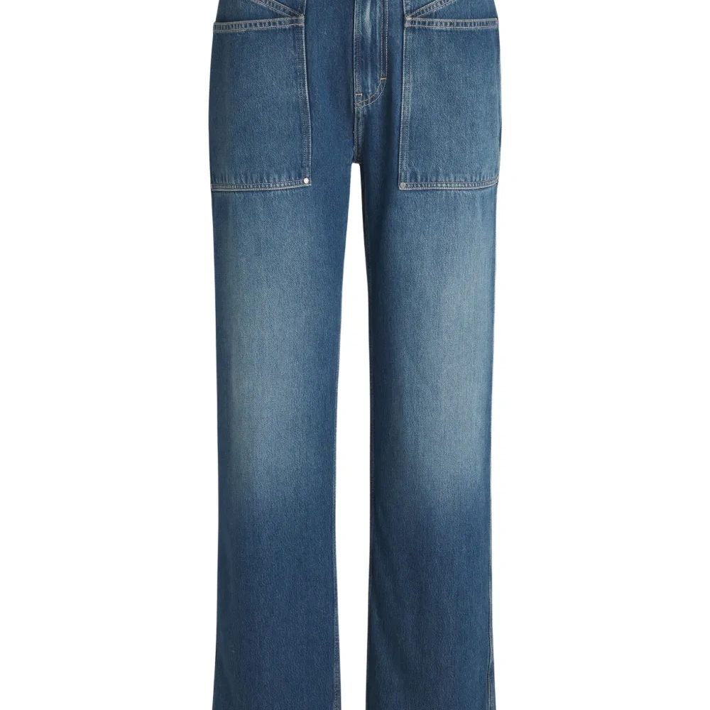 Джинсы с завышенной талией