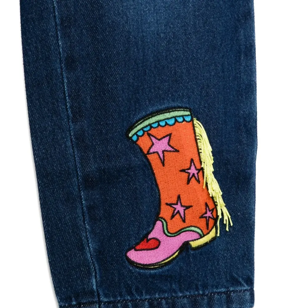 Джинсы с вышивкой