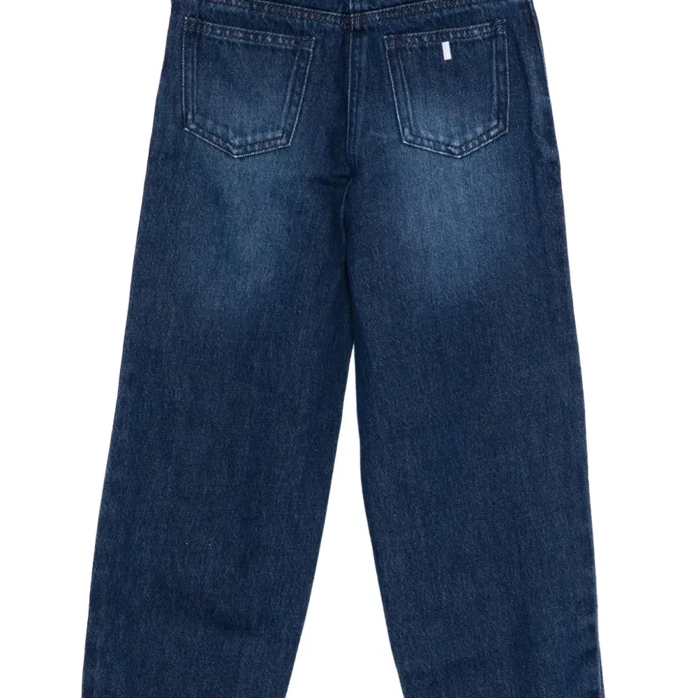 Джинсы с вышивкой