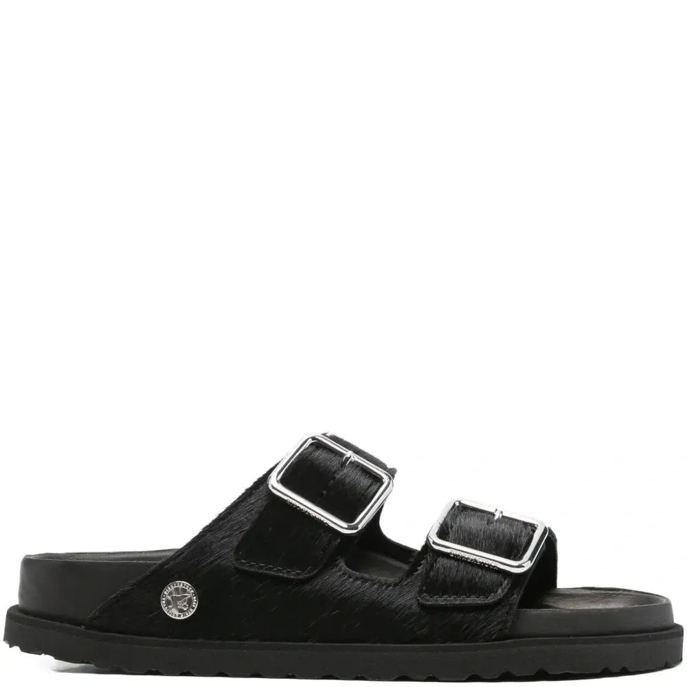 Сандалии с пряжками Сандалии с пряжками