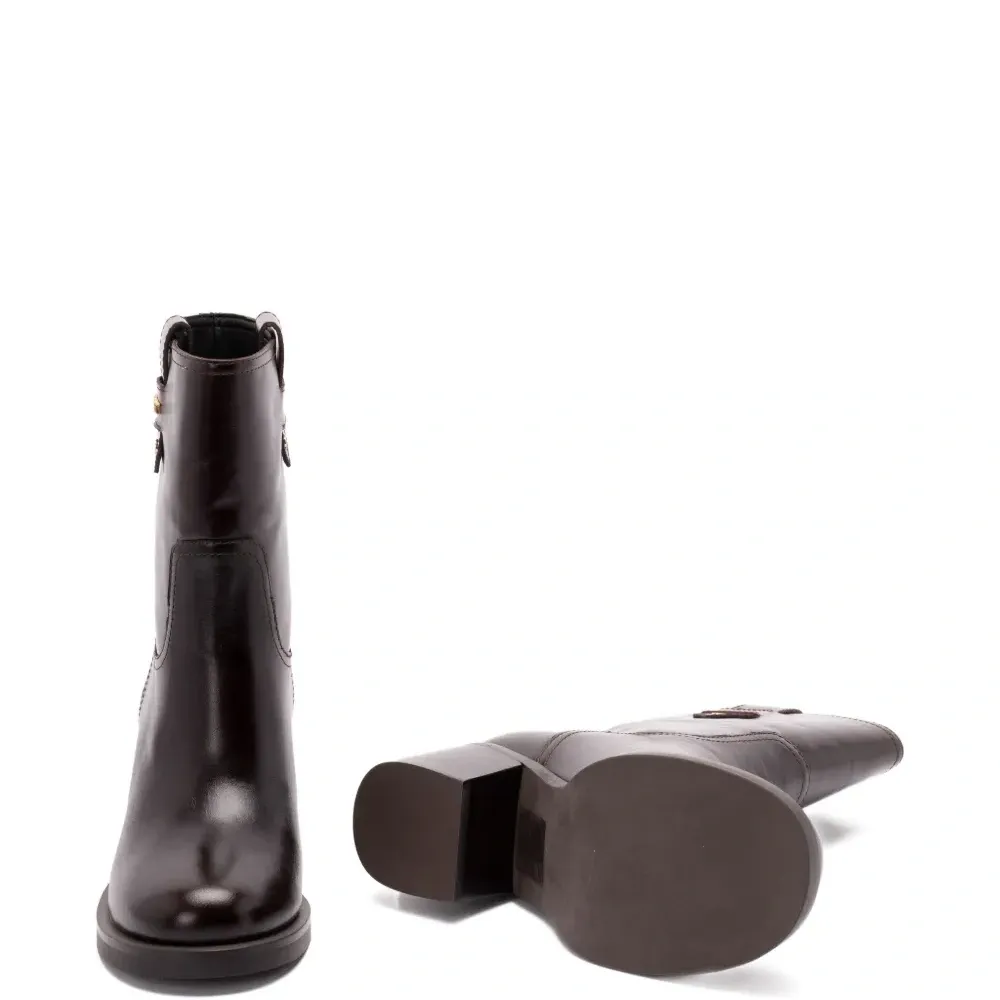 Ботильоны на блочном каблуке