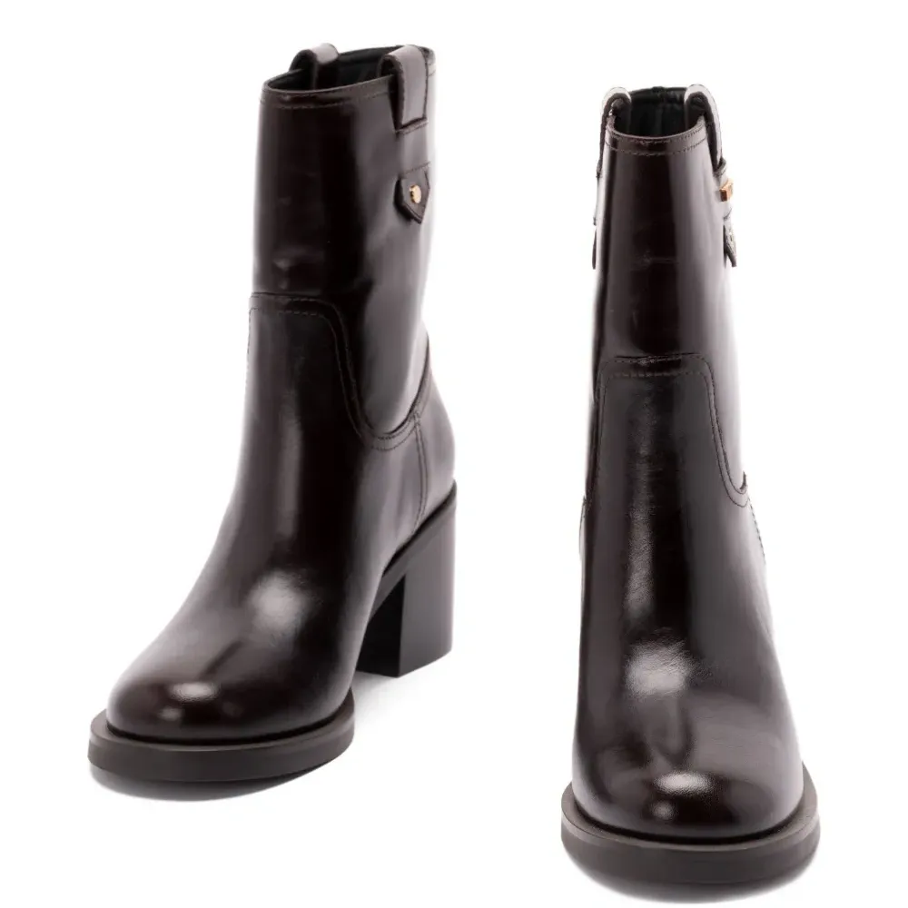 Ботильоны на блочном каблуке