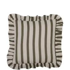 Наволочка в полоску с оборками