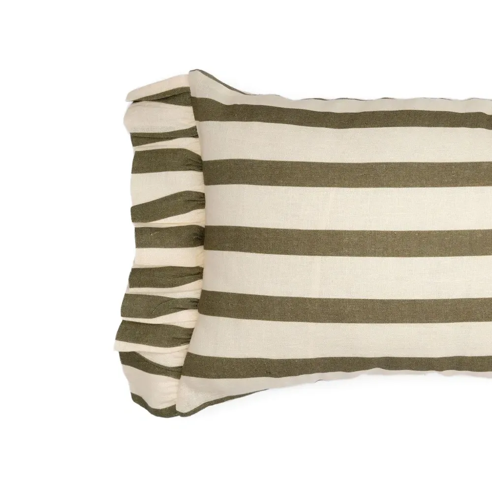 Наволочка в полоску с оборками