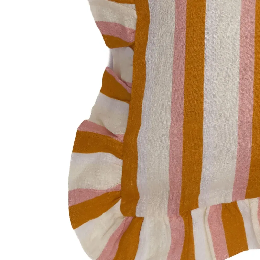 Наволочка в полоску с оборками