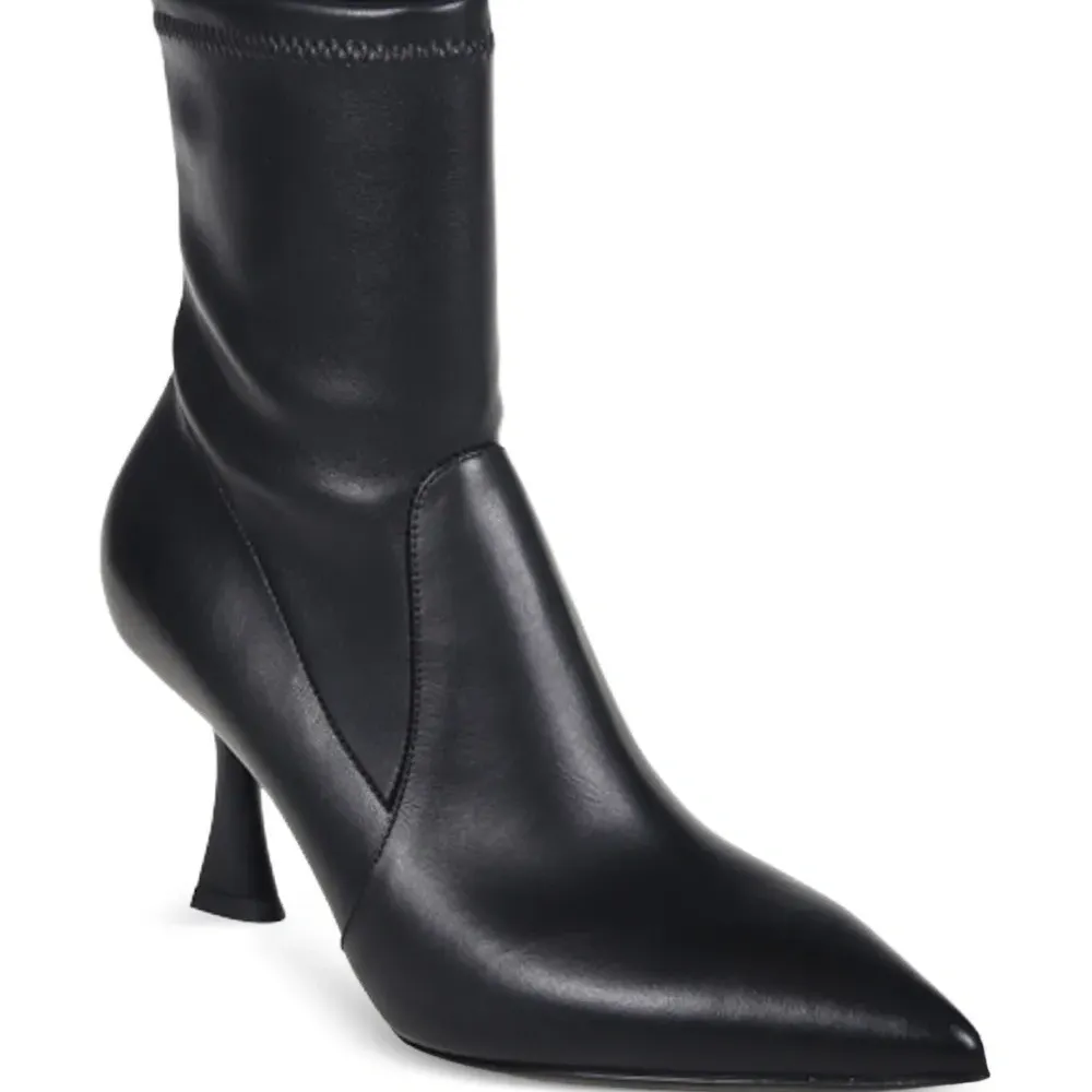 Ботильоны-носки Janet с заостренным носком Ботильоны-носки Janet с заостренным носком