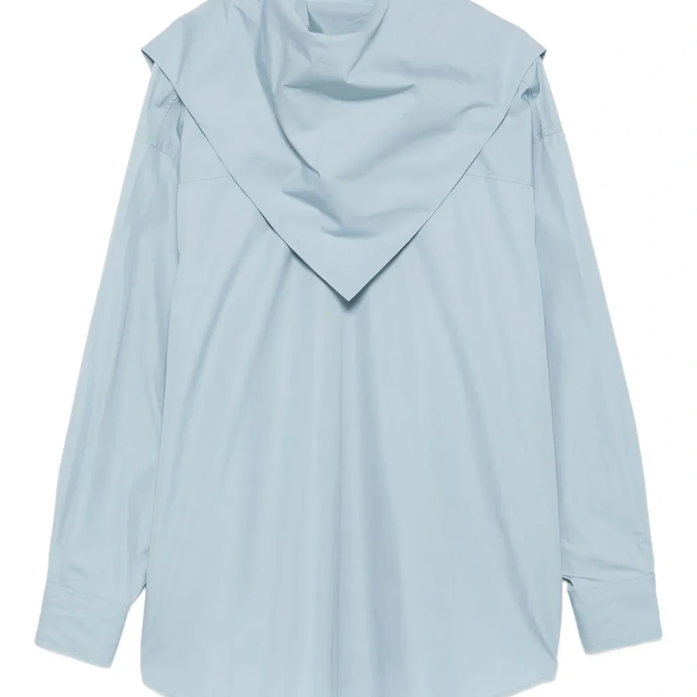 Рубашка с высоким воротником