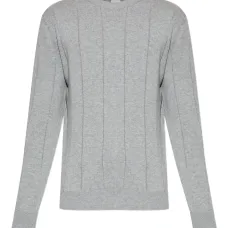 Свитер в рубчик