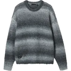 Полосатый свитер с эффектом омбре